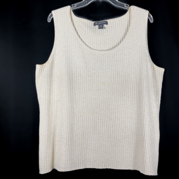 Gold Metallic Scoop Neck Sleeveless Ribbed Tank - Picture 1 of 6